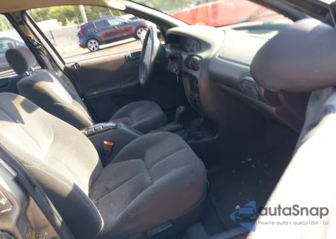 1998 Plymouth Breeze z USA, uszkodzony, nr VIN 1P3EJ46X2WN265075